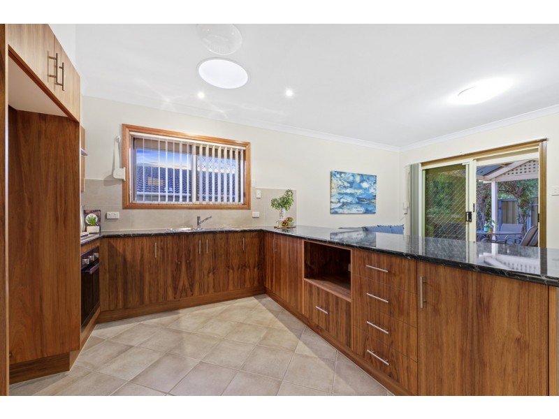 12 Langer Court, Fairview Park SA 5126