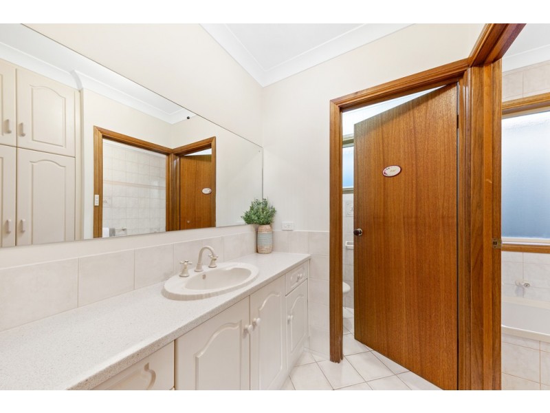 12 Langer Court, Fairview Park SA 5126