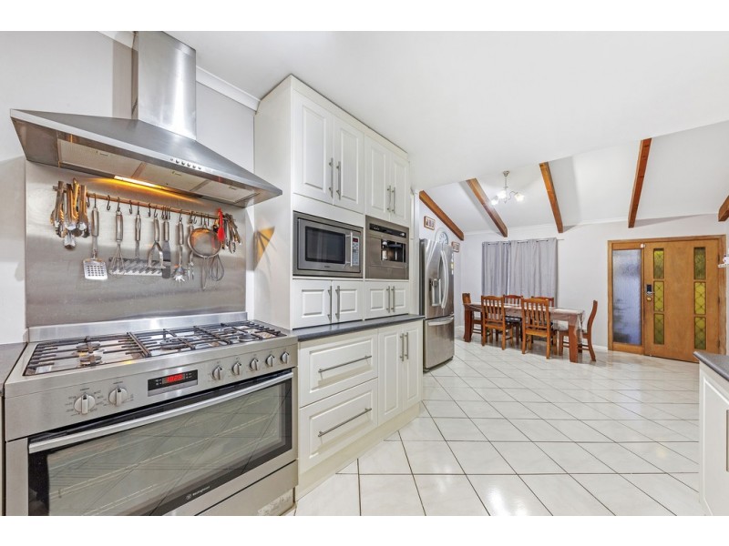 45 Barton Crescent, Burton SA 5110