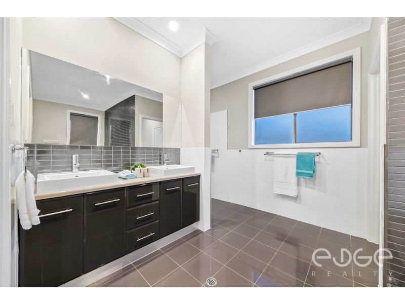 9 Stanley James Boulevard, Uleybury SA 5114