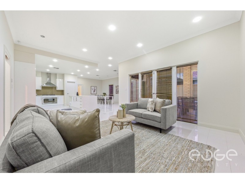 12 Coach Road, Salisbury Downs SA 5108