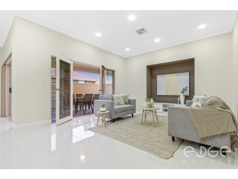 12 Coach Road, Salisbury Downs SA 5108