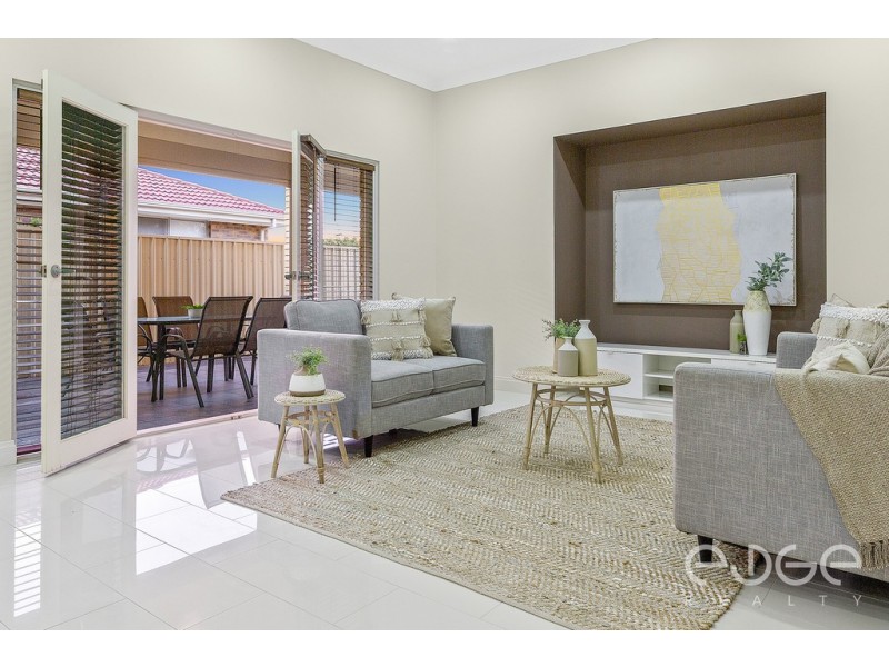 12 Coach Road, Salisbury Downs SA 5108