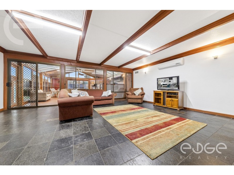 14 Baraga Grove, Modbury Heights SA 5092