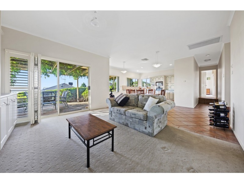 1 Elba Court, Greenwith SA 5125