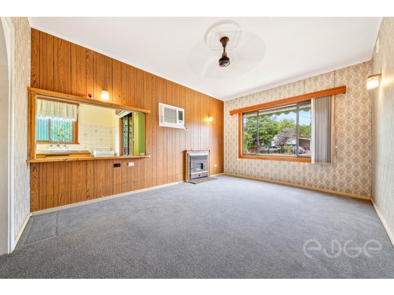 11 Barton Road, Elizabeth Downs SA 5113