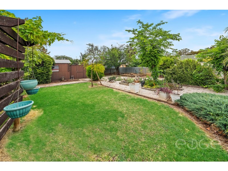 11 Barton Road, Elizabeth Downs SA 5113