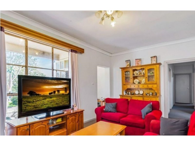 10 Midway Road, Elizabeth East SA 5112