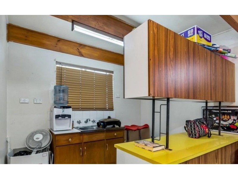 10 Midway Road, Elizabeth East SA 5112