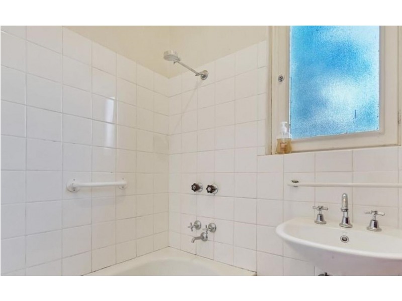 10 Midway Road, Elizabeth East SA 5112