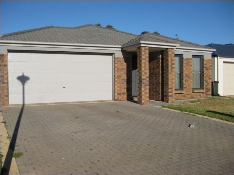 31 Lakeside Drive, Andrews Farm SA 5114