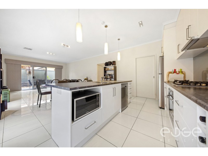 15 Swinden Crescent, Blakeview SA 5114