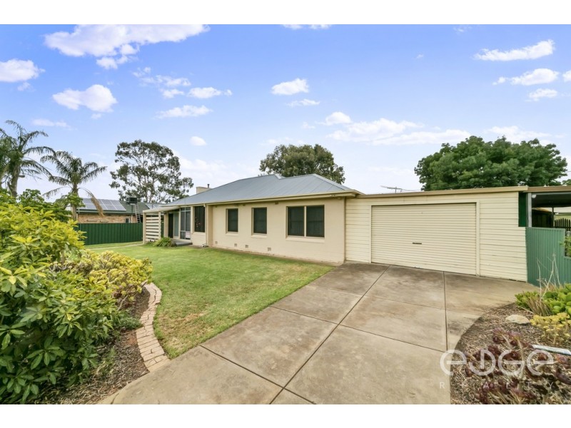 21 Deptford Street, Elizabeth Grove SA 5112