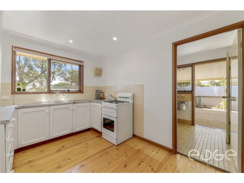 4 Bentine Street, Para Vista SA 5093