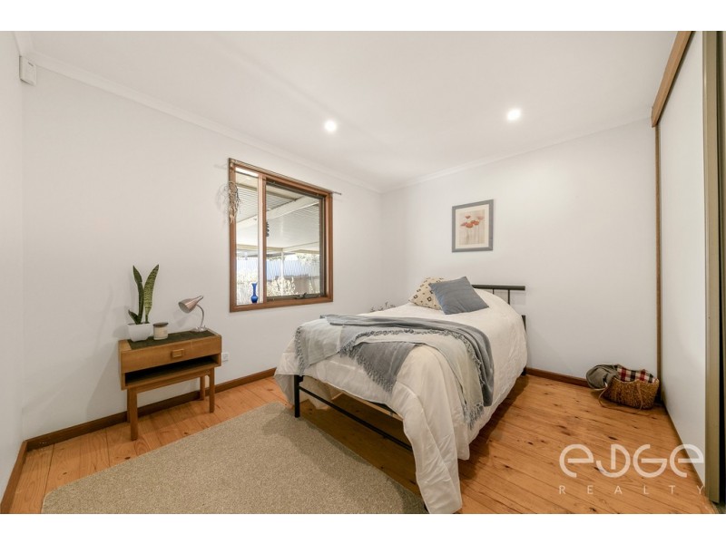 4 Bentine Street, Para Vista SA 5093
