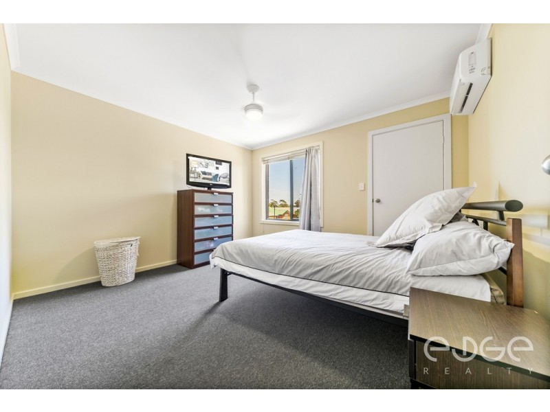 5 Hamra Drive, Smithfield SA 5114