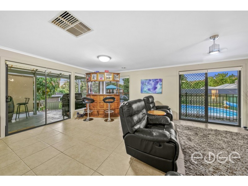 11 Newark Court, Greenwith SA 5125