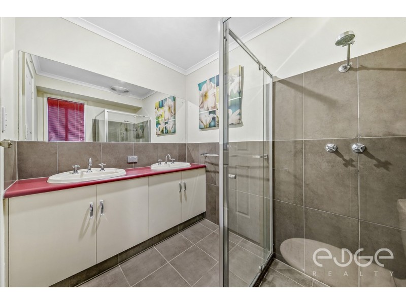 11 Newark Court, Greenwith SA 5125