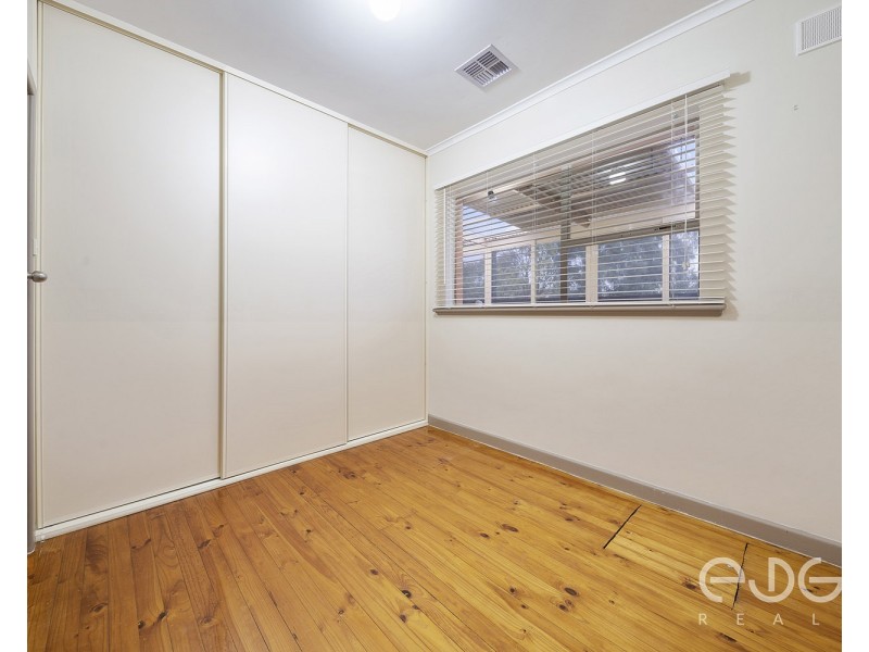 19 Lynore Avenue, Para Hills SA 5096