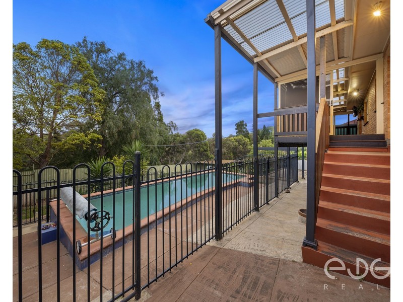 19 Lynore Avenue, Para Hills SA 5096