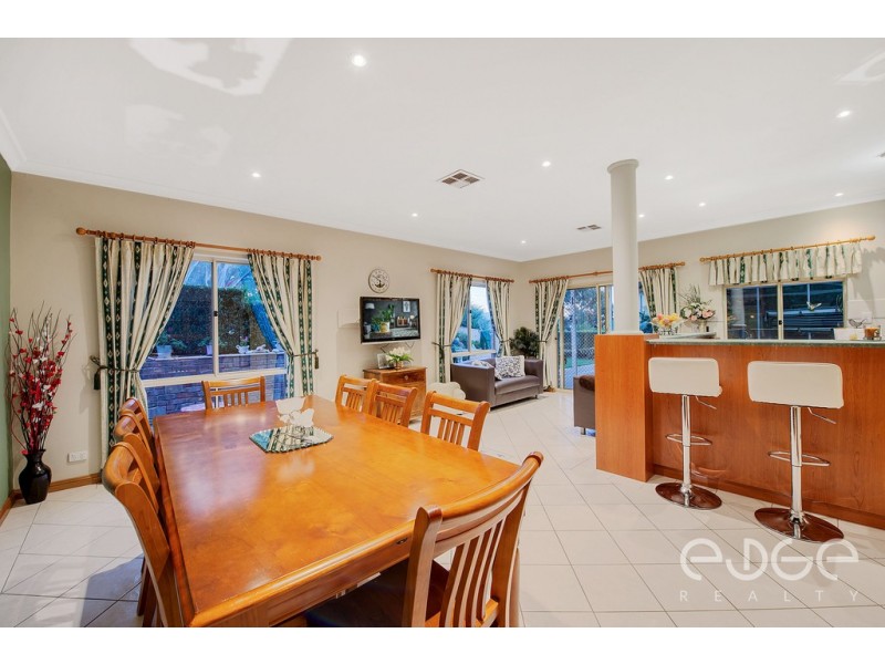 8 Coach House Mews, Hillbank SA 5112