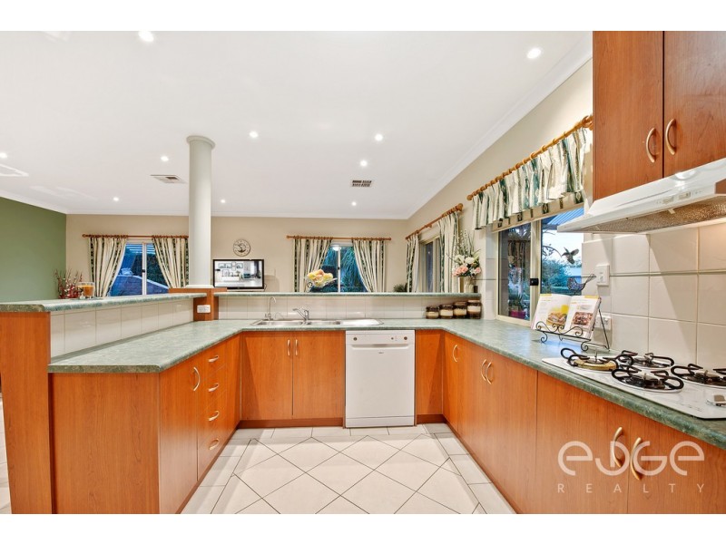 8 Coach House Mews, Hillbank SA 5112