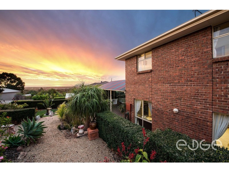 8 Coach House Mews, Hillbank SA 5112