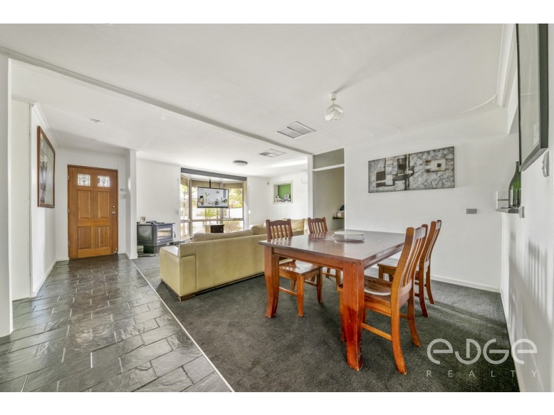 6 Jennier Crescent, Brahma Lodge SA 5109