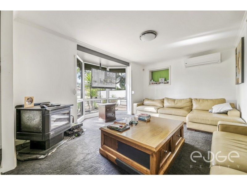 6 Jennier Crescent, Brahma Lodge SA 5109