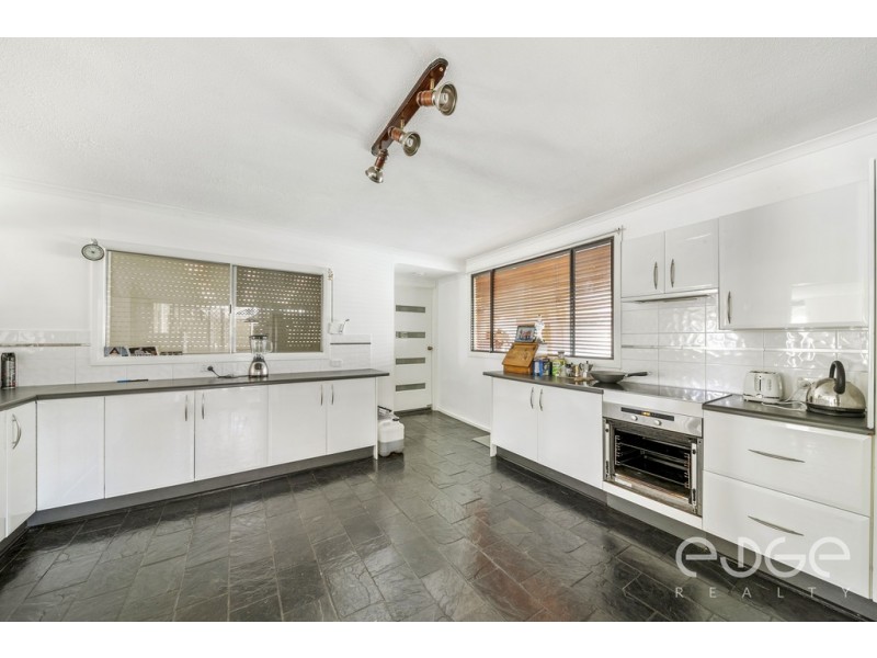 6 Jennier Crescent, Brahma Lodge SA 5109