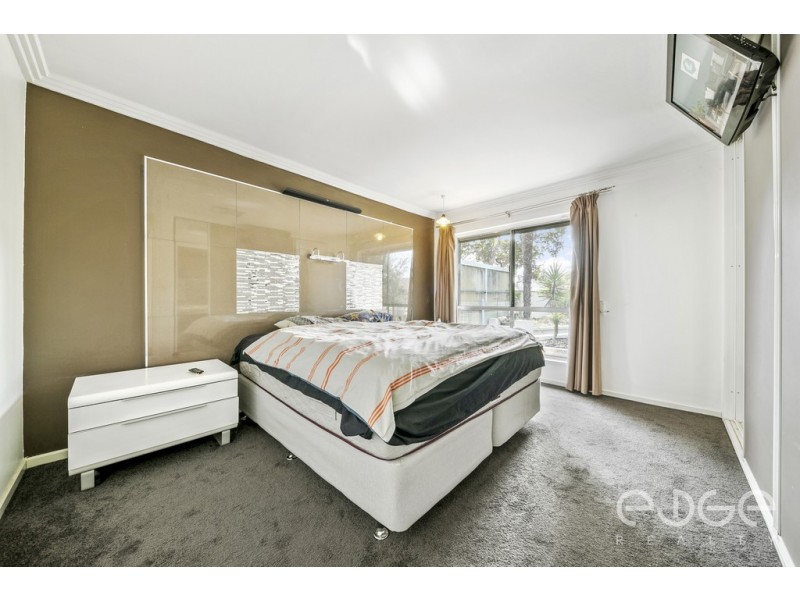 6 Jennier Crescent, Brahma Lodge SA 5109
