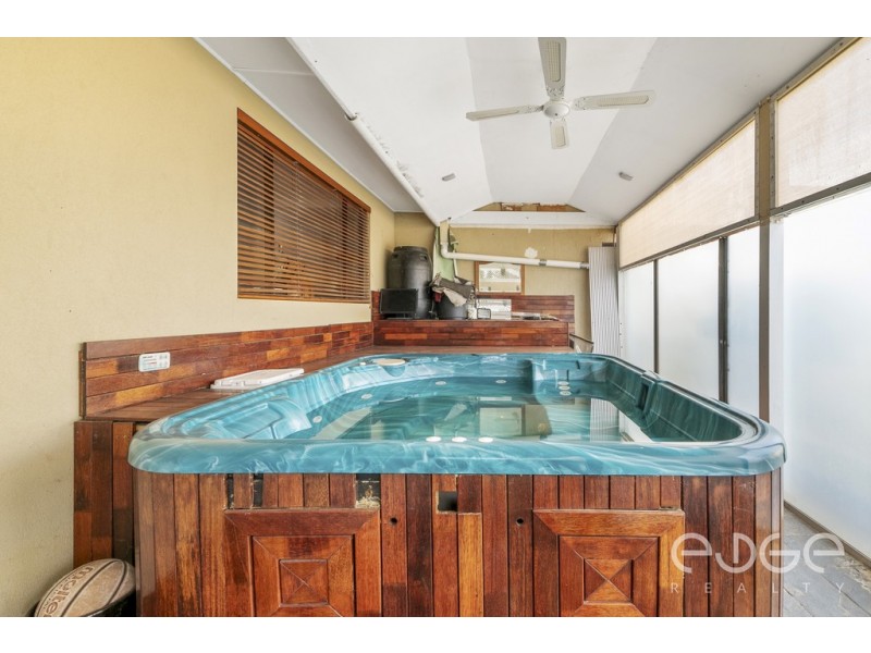 6 Jennier Crescent, Brahma Lodge SA 5109