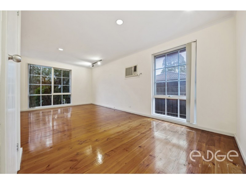 24 Robertson Crescent, Redwood Park SA 5097