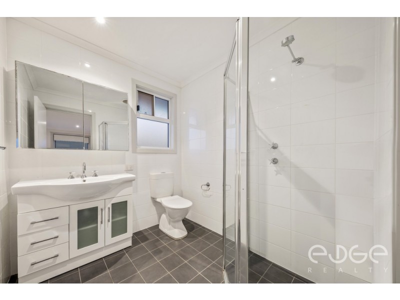 24 Robertson Crescent, Redwood Park SA 5097