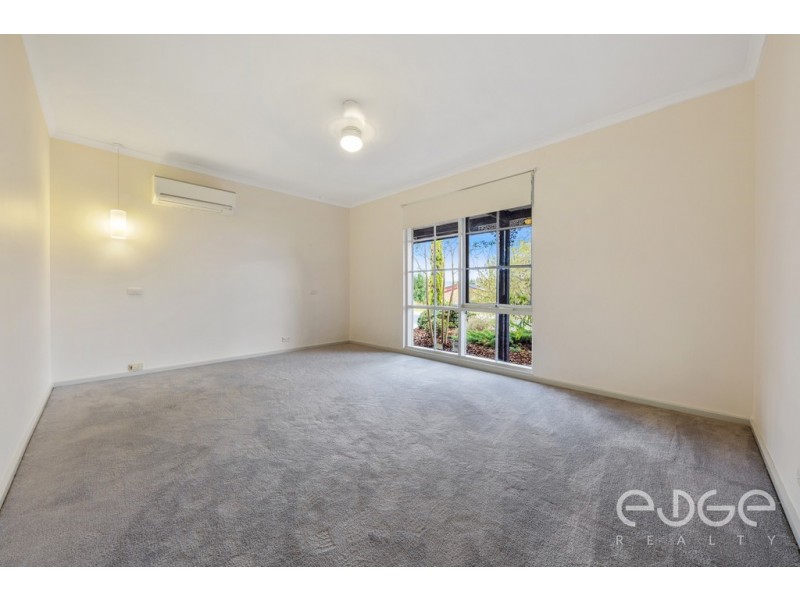 24 Robertson Crescent, Redwood Park SA 5097