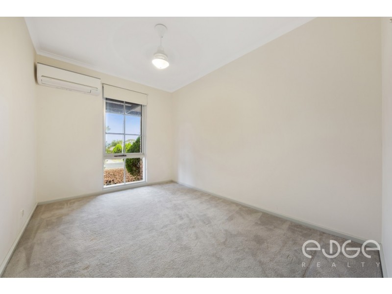 24 Robertson Crescent, Redwood Park SA 5097