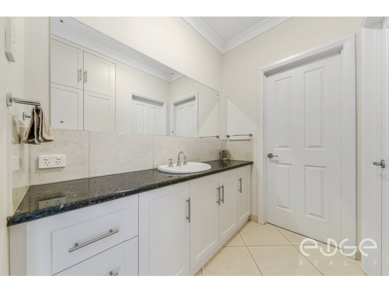 59 Shoalhaven Circuit, Mawson Lakes SA 5095