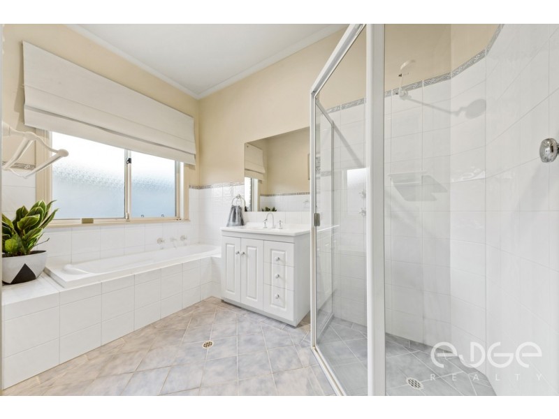 4 Sussex Place, Golden Grove SA 5125