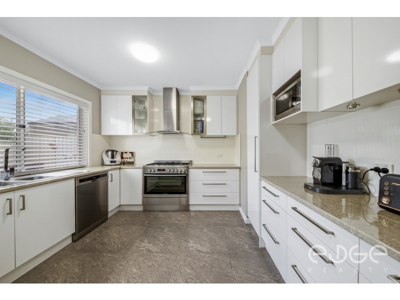 30 Stanford Road, Salisbury Heights SA 5109