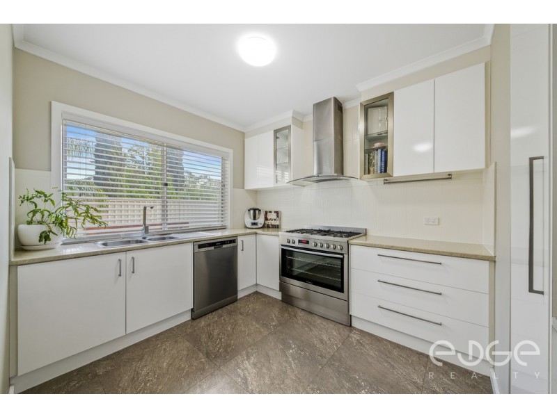 30 Stanford Road, Salisbury Heights SA 5109