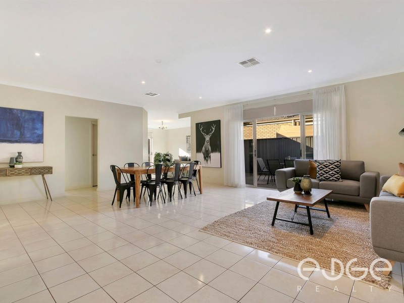 12 East Parkway, Andrews Farm SA 5114