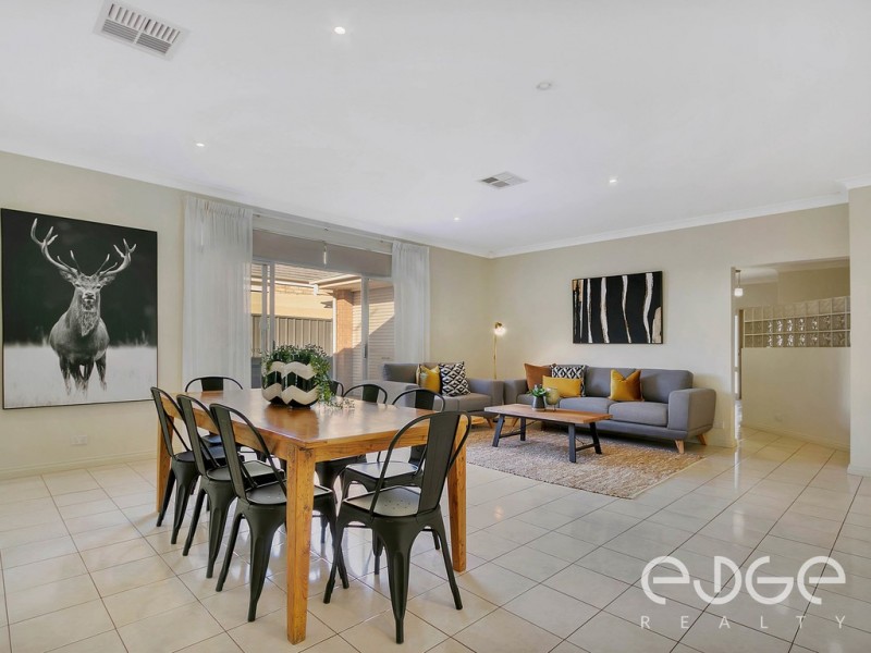 12 East Parkway, Andrews Farm SA 5114