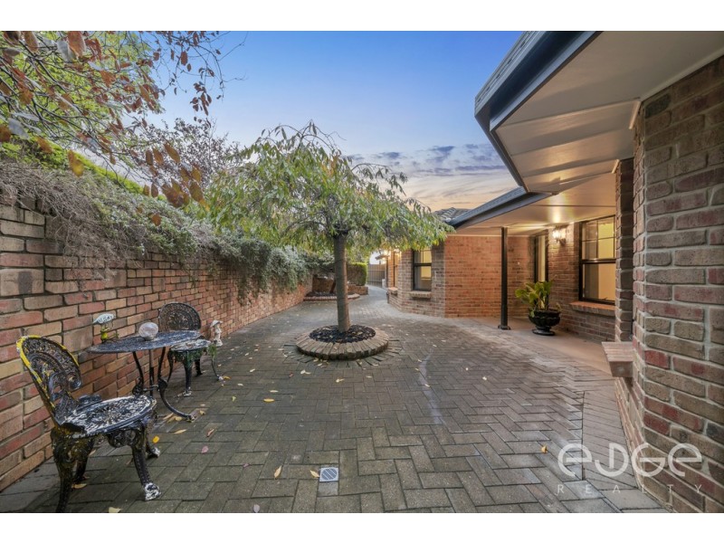 61 Thornton Drive, Greenwith SA 5125