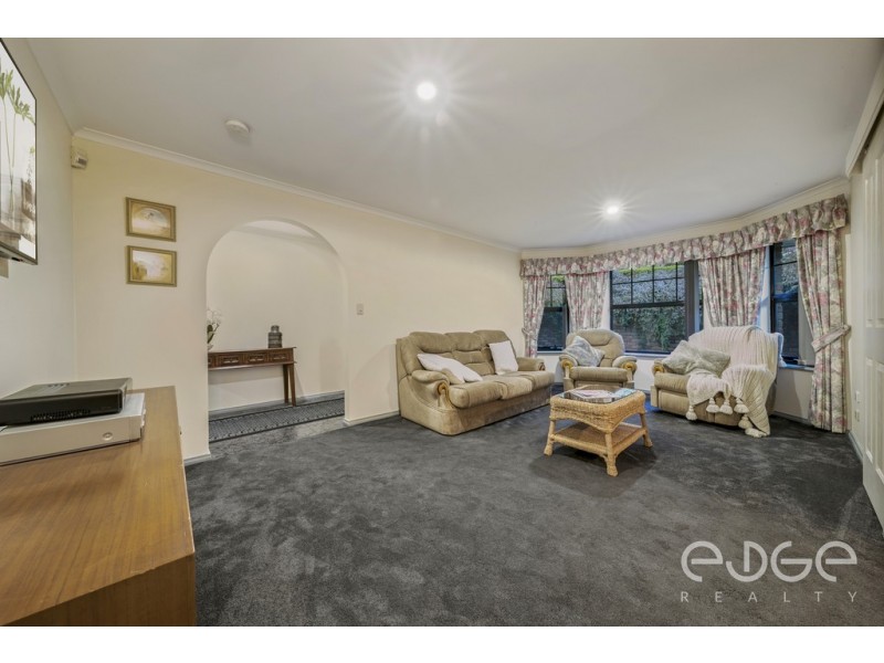 61 Thornton Drive, Greenwith SA 5125