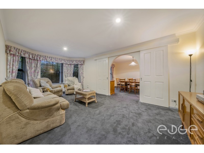 61 Thornton Drive, Greenwith SA 5125