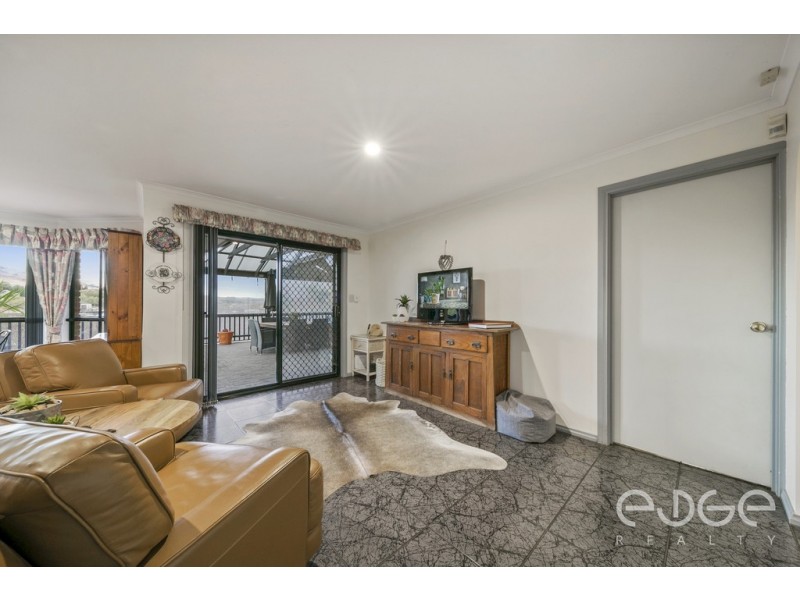 61 Thornton Drive, Greenwith SA 5125