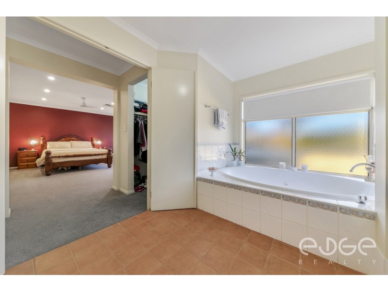 1 Chestnut Grove, Blakeview SA 5114