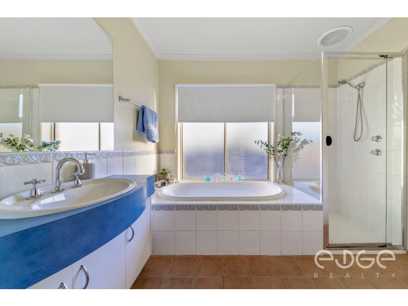 1 Chestnut Grove, Blakeview SA 5114