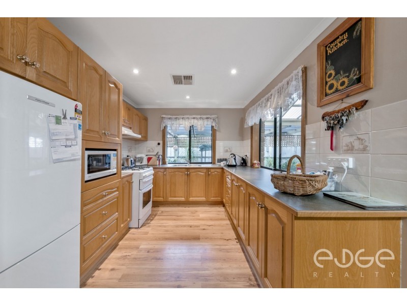 10 Manuella Court, Paralowie SA 5108