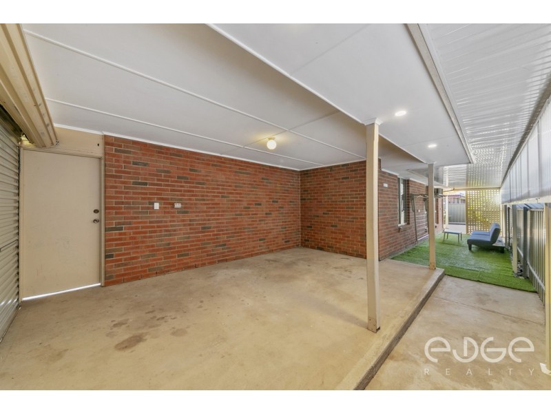 10 Liepin Close, Andrews Farm SA 5114